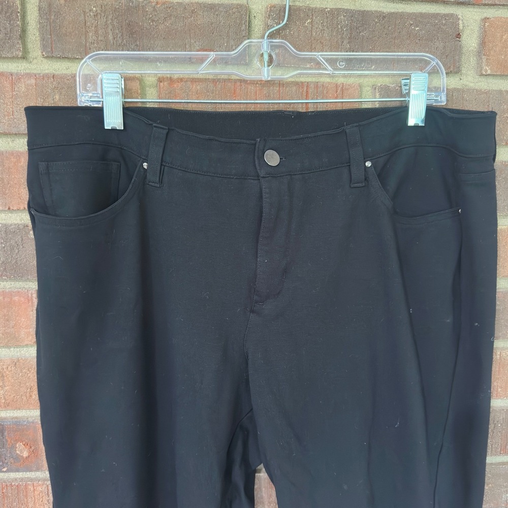 Soma‎ Slimming Ponte Leggings Black Rayon Nylon Spandex XL Short